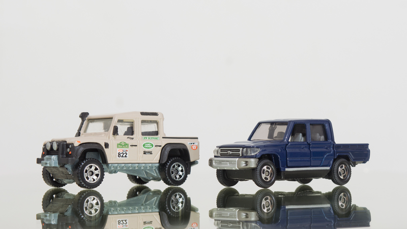 The Tomica Land Cruiser makes a very good partner to the Defender